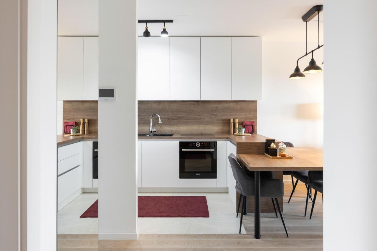 Stylish 2Bdr Apartment- Free Garage Zagreb Exterior photo